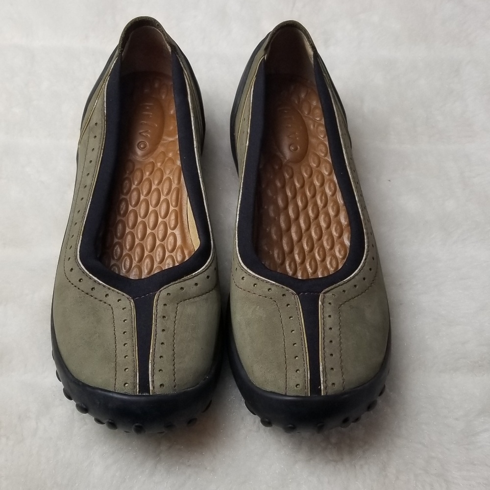 Privo Women Flats